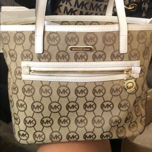 MK purse